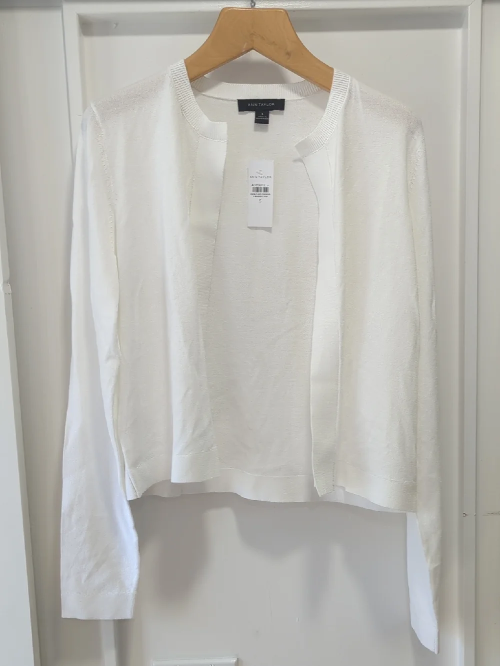 Ann Taylor White Open-Front Knit Cardigan with Crew Neckline Size Small - Picture 1 of 10